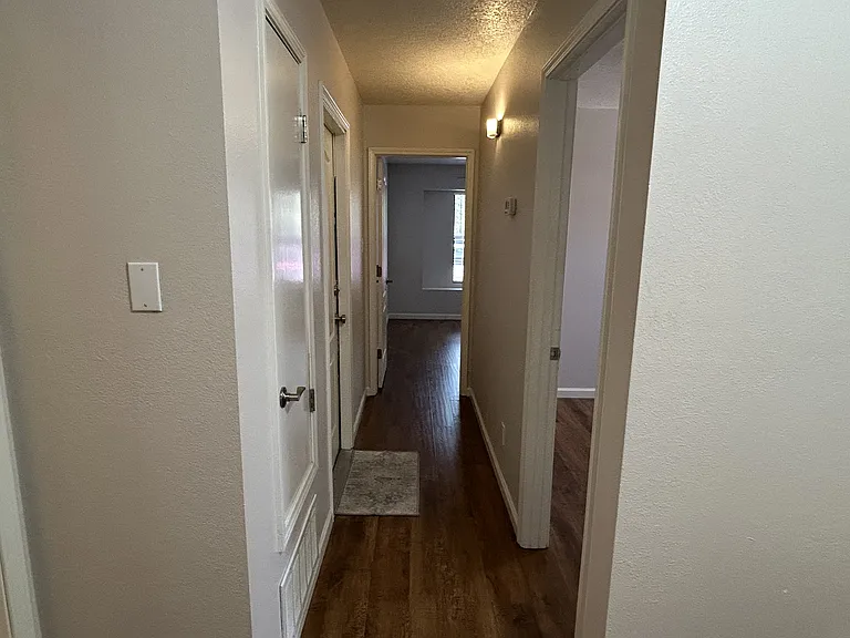 1974 Castillo Dr SW — Photo 15