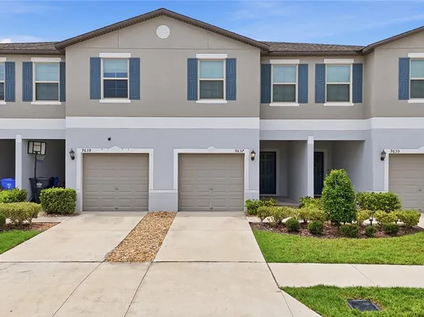 9637 Mulberry Marsh Ln, Sun City Center, FL 33573