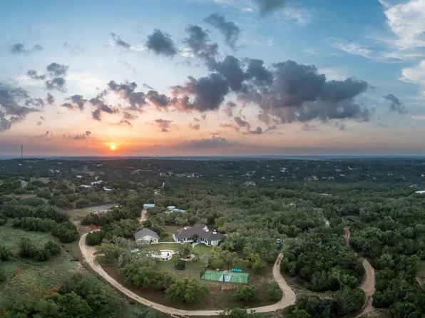 101 Sundance Trl, Dripping Springs, TX 78620