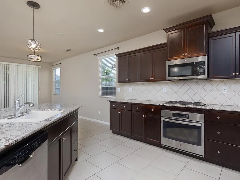 3720 Griffith Ave — Photo 24