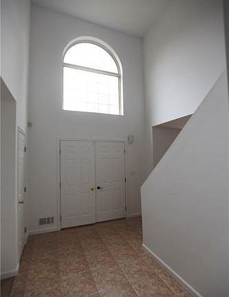 3rd image of 45 Dartmouth Dr