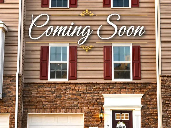 19 Tailor Ln, Sicklerville, NJ 08081
