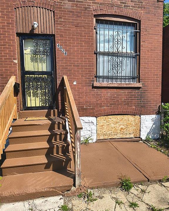 1st image of 4028 Grove St