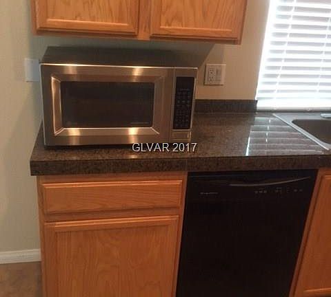 3rd image of 7568 Aspen Color St #0