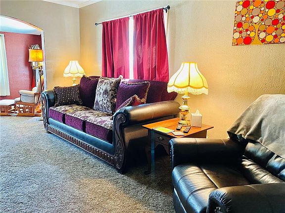 4th image of 972 Eaglewood Dr