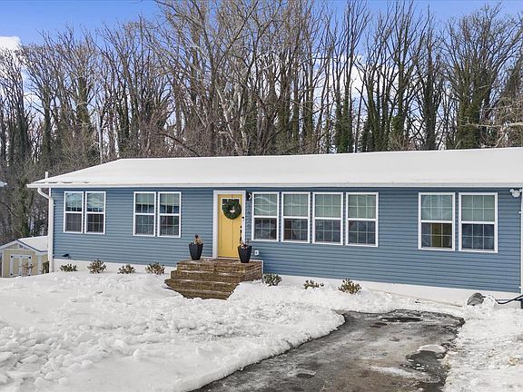 4th image of 1420 Mariner Dr