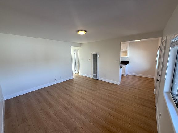 3rd image of 303 Cheesbroughs Ln #6