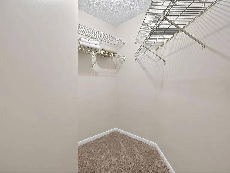 1127 E Seminole Ave #8A — Photo 21
