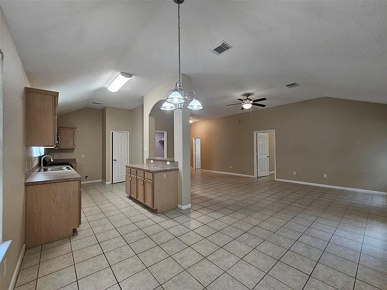 1079 Shadow Glenn Dr — Photo 19