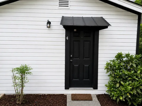 1522 Central Ave, Demorest, GA 30535