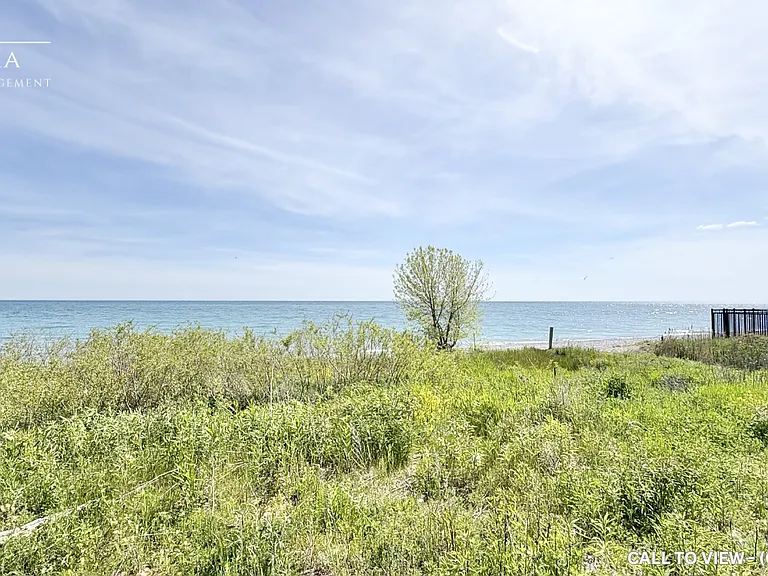 50 Lakebreeze Dr #105 — Photo 15