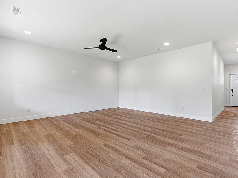 4423 S Reed Ave — Photo 30