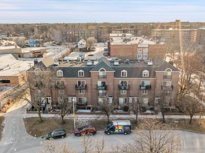 815 Pearson St APT 10, Des Plaines, IL, 60016