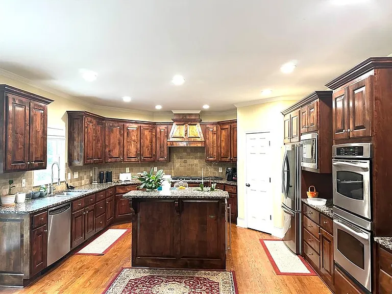 2852 Summer Branch Ln — Photo 18