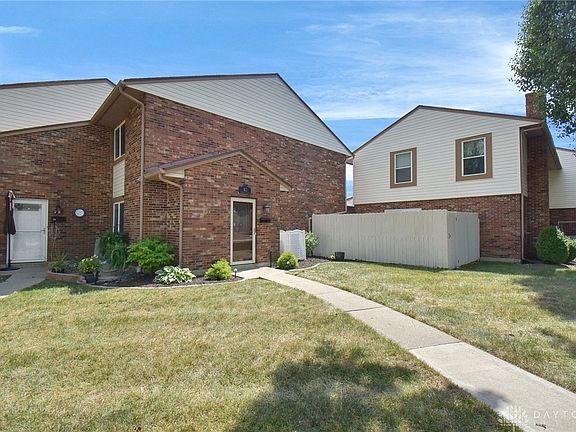 3rd image of 82 W Van Lake Dr #4