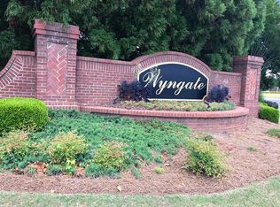 133 Primrose Dr, Cumming, GA 30040