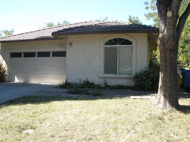 1st image of 409 Morales Ct