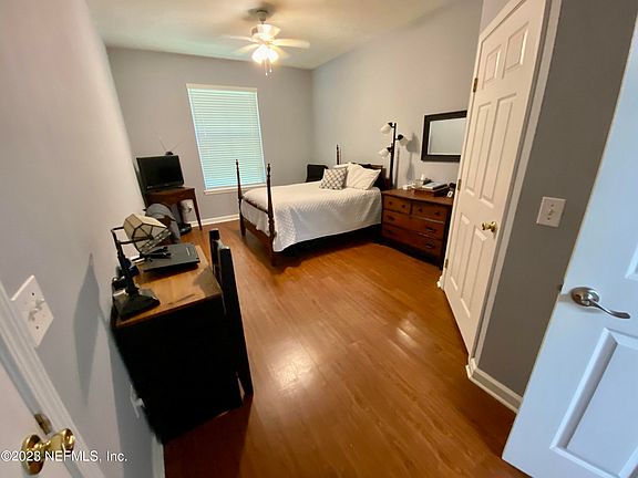 5th image of 7801 POINT MEADOWS Drive #3103