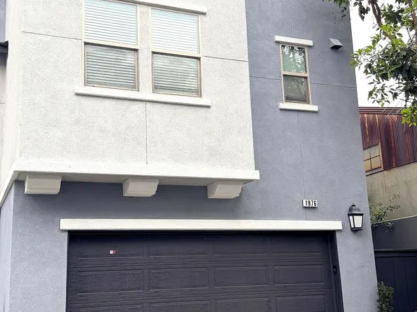 1876 Orizaba Ave, Signal Hill, CA 90755