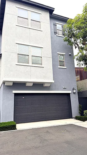 1876 Orizaba Ave Photo 1