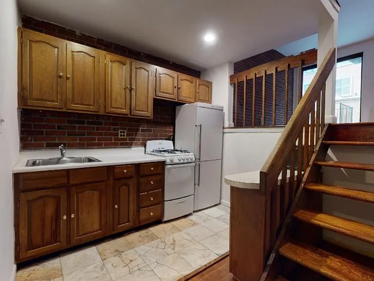 155 E 88th St #2H — Photo 9