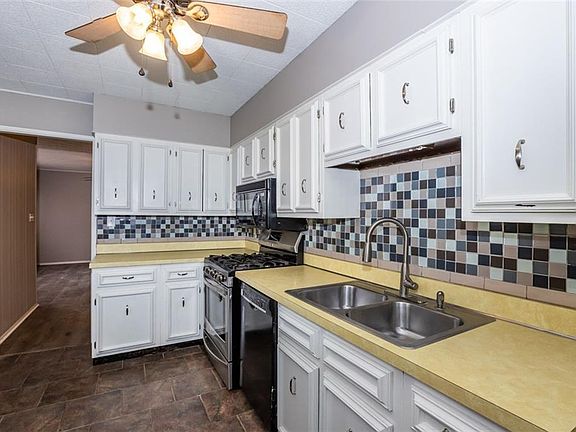 2nd image of 7343 Twin Beech Dr