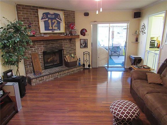 2nd image of 3853 Feather Dr