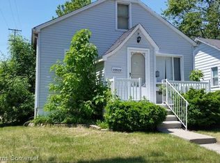 22005 Piper Ave, Eastpointe, MI 48021