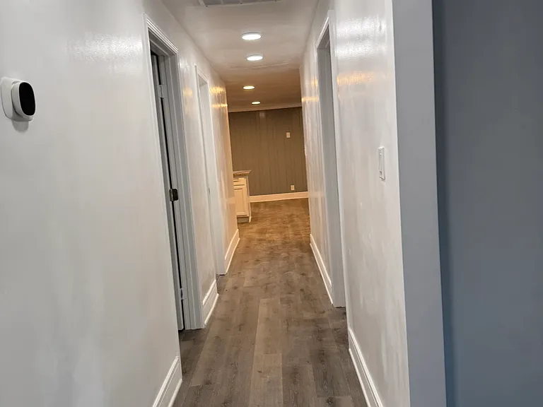 961 Eastside Dr SE — Photo 4