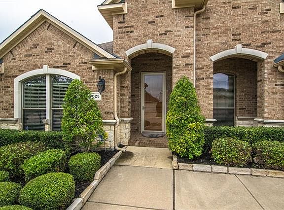 2nd image of 7025 San Antonio Dr