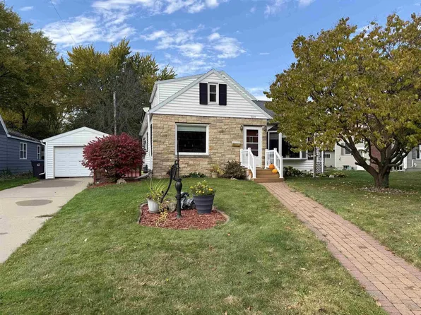 1004 South OAK AVENUE, Marshfield, WI 54449