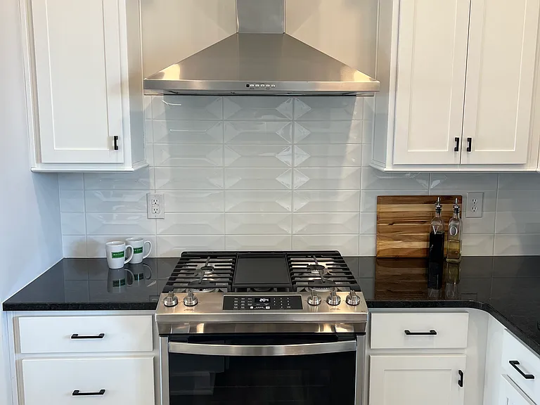 430 W Smoky Row — Photo 8