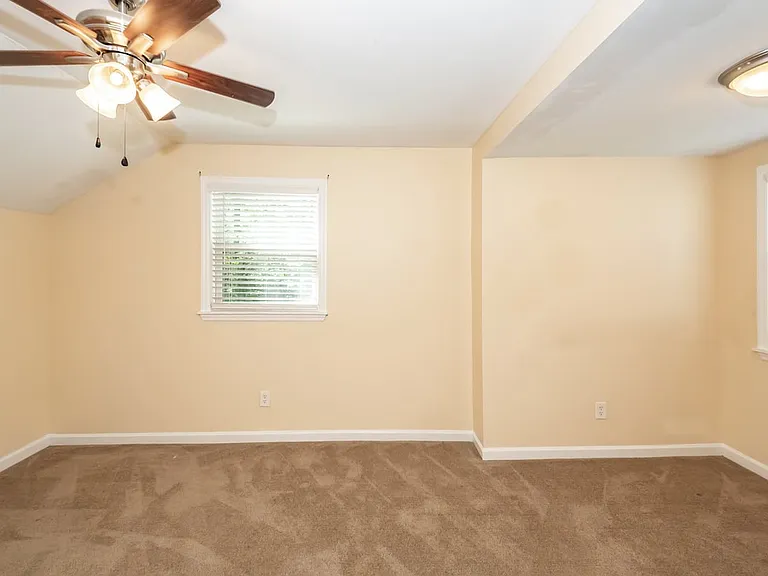 2126 State Rd — Photo 22