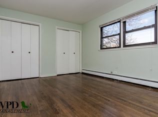 7421-27 S Yates Blvd #7425-3W, Chicago, IL 60649