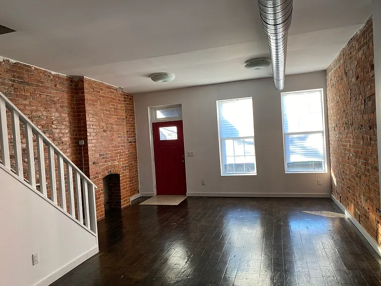 880-894 Oak St #880 — Photo 23