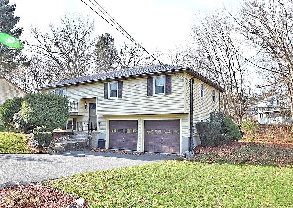1st image of 10 Norroway Ave