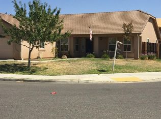 1427 Alexis Way, Madera, CA 93637