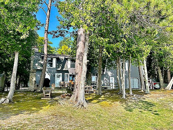 5th image of 21661 Bluffs Hwy