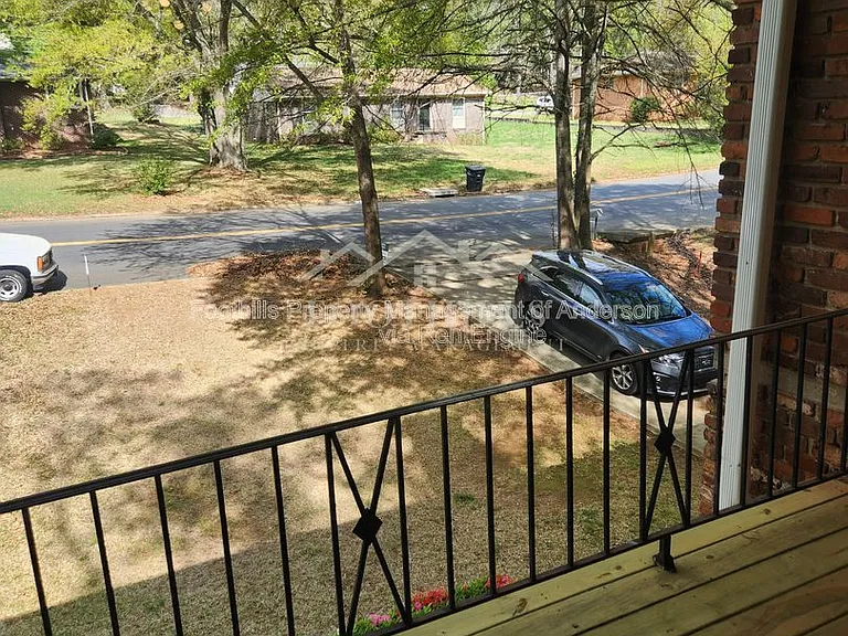 130 Tanglewood Dr #A — Photo 17