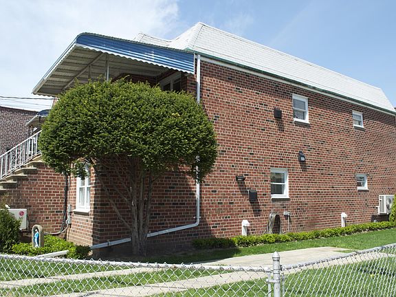 2nd image of 5703 Avenue T