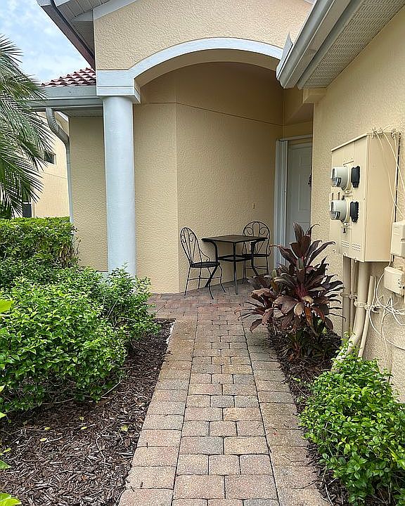 1st image of 317 Monaco Dr