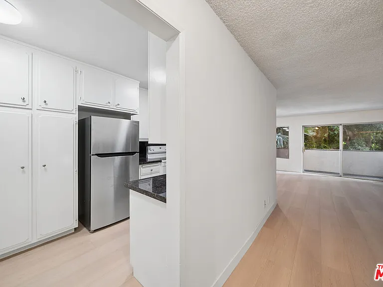 10980 Ohio Ave #201 — Photo 6