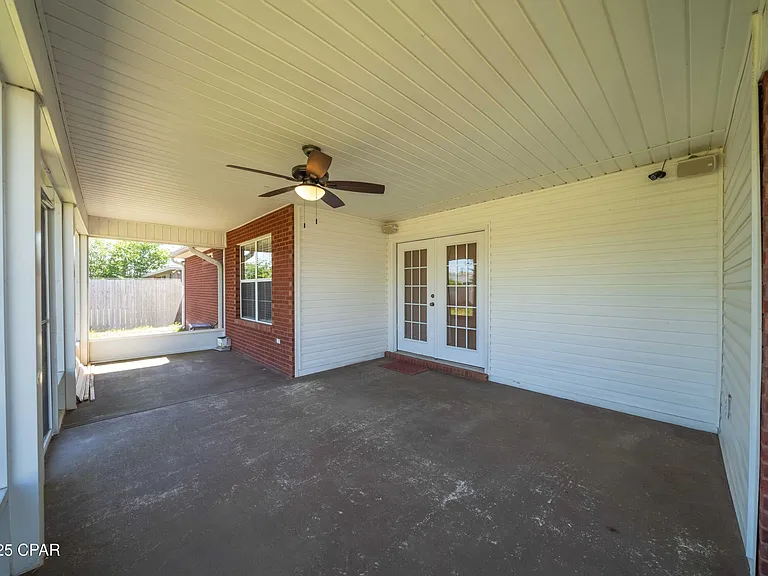 5409 Nicole Blvd — Photo 6