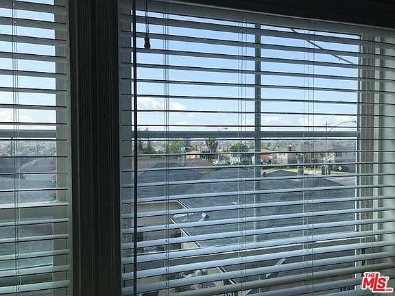 5th image of 6118 Overhill Dr #2