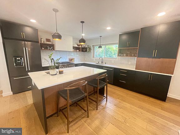 4th image of 3334 Wilkins Dr