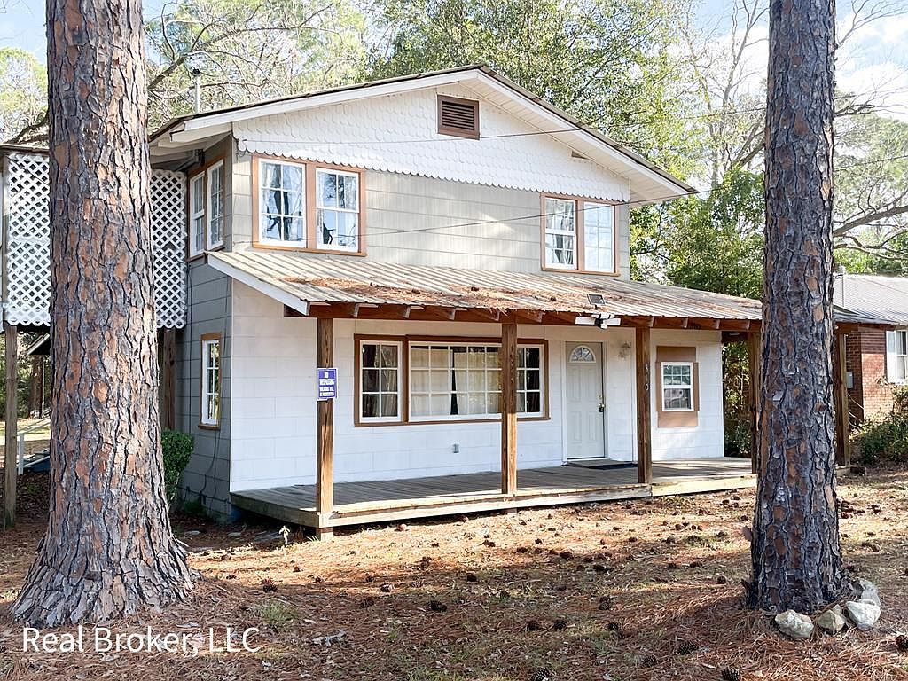 310 Pinehurst Dr, Waycross, GA 31501 MLS 20240 Zillow
