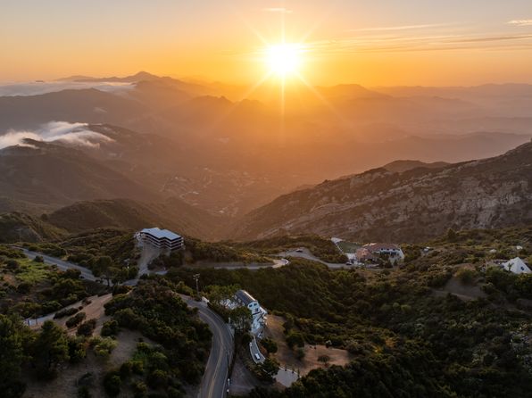 (undisclosed Address), Malibu, CA 90265