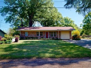 214 Marguerite Dr, Texarkana, AR 71854