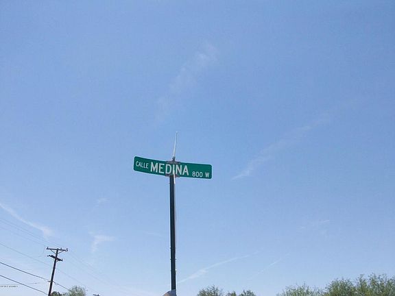 5th image of 957 W Calle Medina
