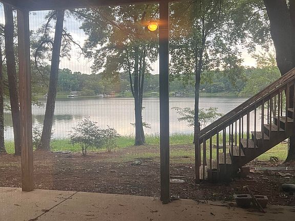 3rd image of 13520 Ski Lake Rd